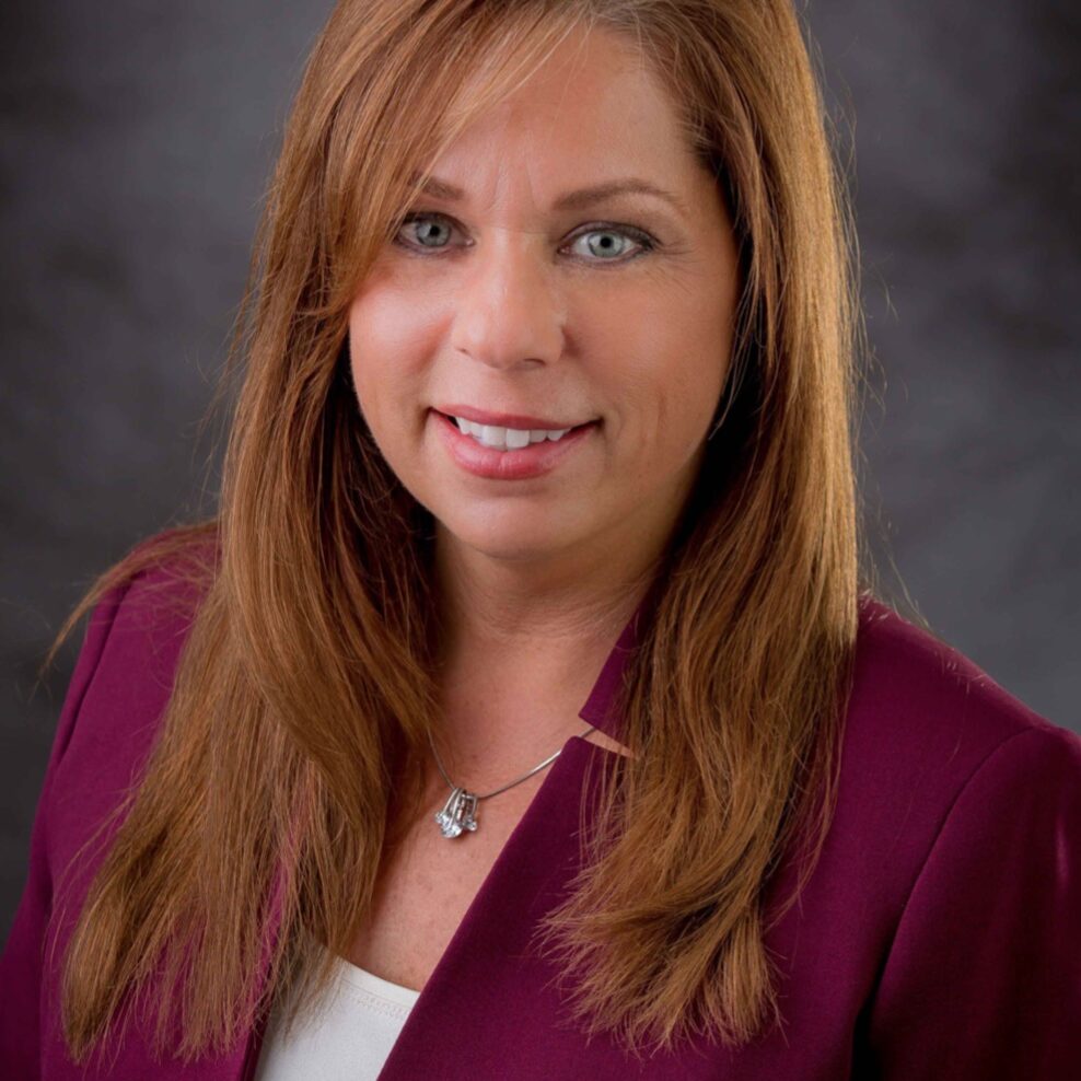 Dr.-Linda-Straub-Bruce-headshot